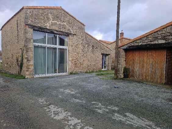 Location Maison – 4 pièces – 86 m² à Beaurepaire (85500)