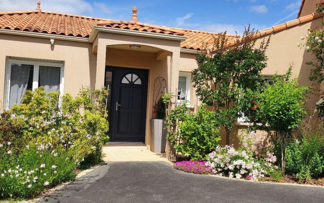 Vente Maison – 7 pièces – 168 m² à Les Herbiers – Vendée (85500)